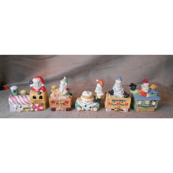 Vintage Santa Express Ceramic Train w/Lights Christmas Village 5 PC Please READ - Picture 3 of 12